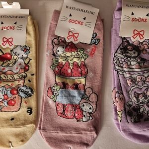 Hello Kitty Friends Socks